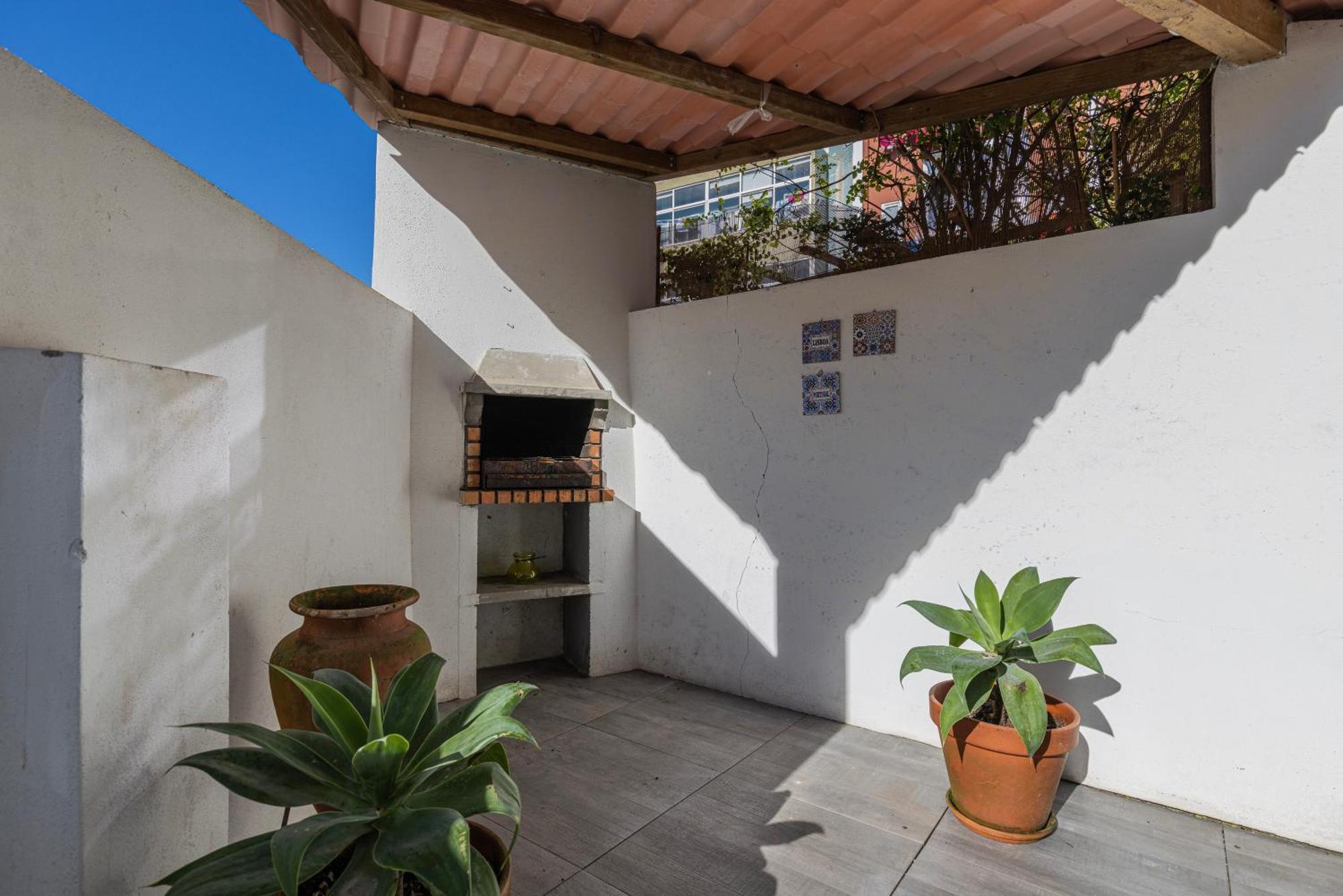 Apartamento Moderno Com Terraco Lisbona Esterno foto