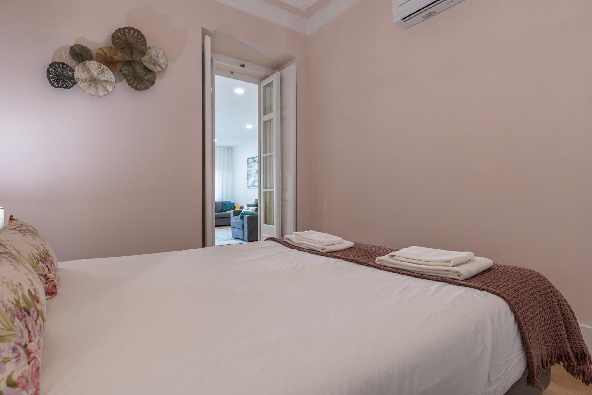 Apartamento Moderno Com Terraco Lisbona Esterno foto