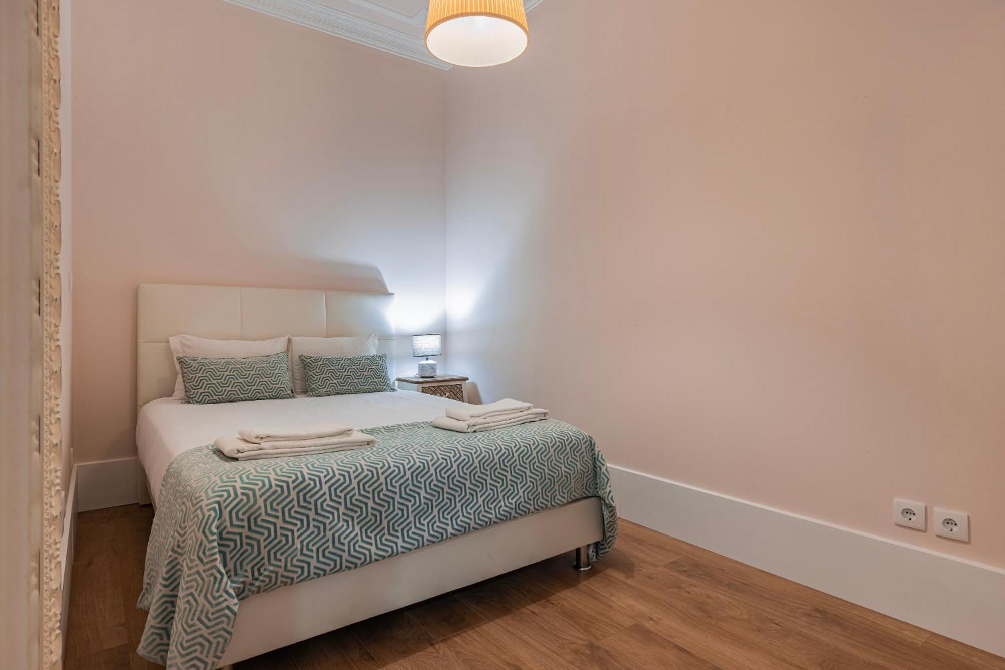 Apartamento Moderno Com Terraco Lisbona Esterno foto